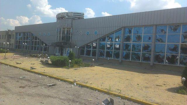 Луганский аэропорт глазами украинских десантников, которые четыре месяца героически отбивали атаки террористов. ФОТОрепортаж из эпицентра