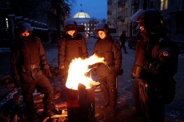 Стоп Майдан - Фото и видеорепортажи с акции сторонников Януковича