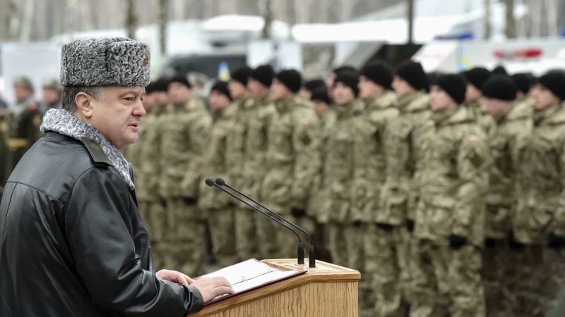 Военное положение: Что это значит и как изменится жизнь каждого украинца Военное положение