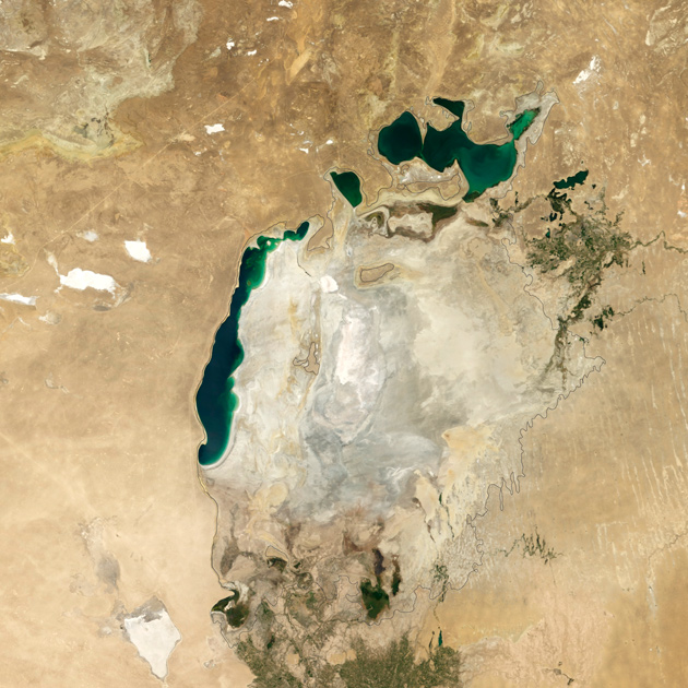 Аральское море в 2014 году - Головоломки Земли с высоты космического спутника