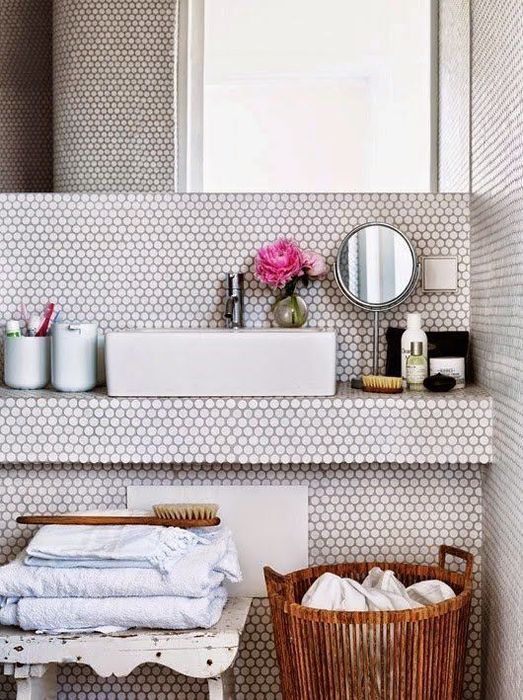 Хранение в ванной: крутые идеи для любого пространства